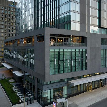Honeyrose Hotel, Montreal, A Tribute Portfolio Hotel Exterior foto The hotel's entrance