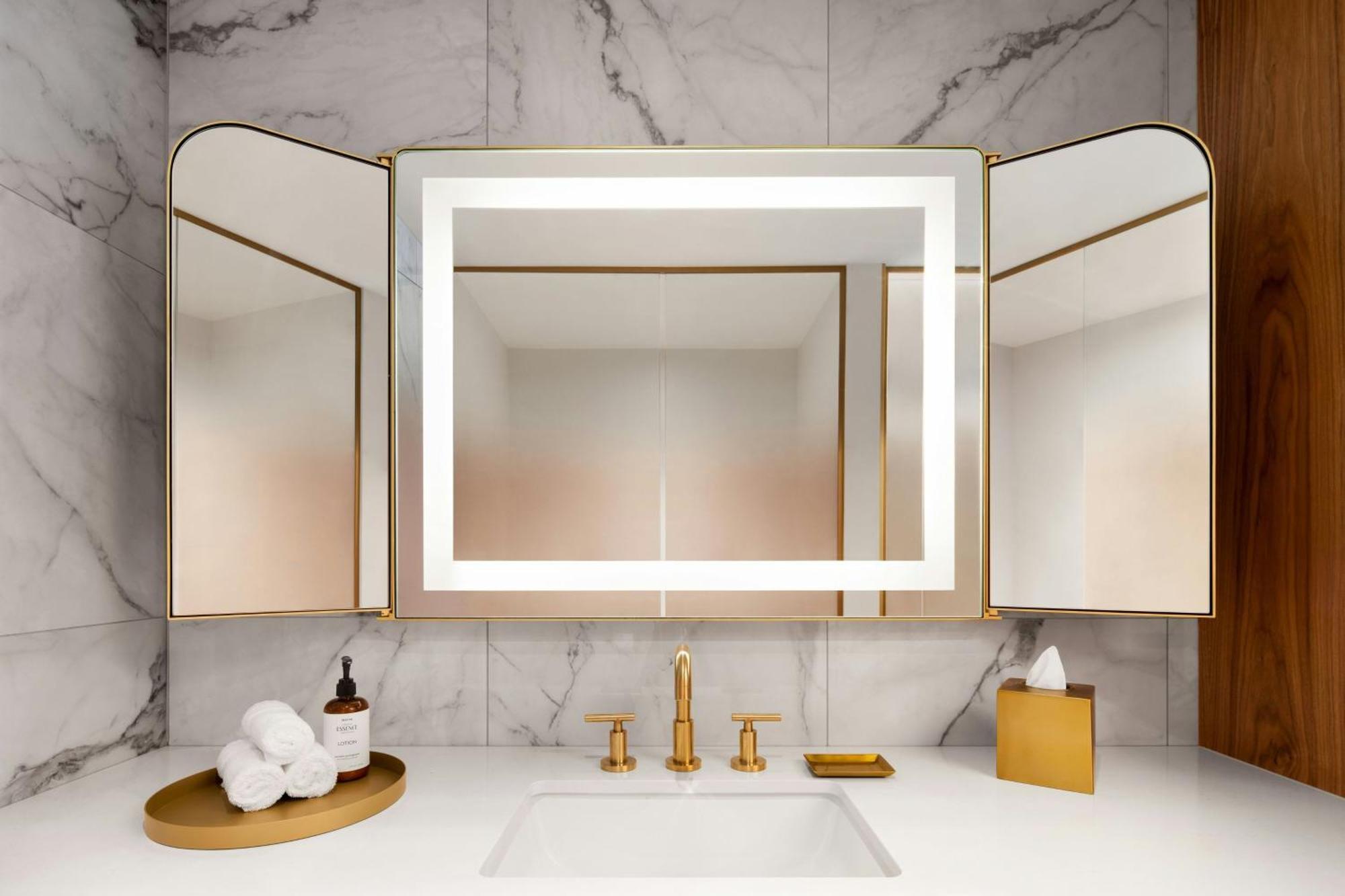 Honeyrose Hotel, Montreal, A Tribute Portfolio Hotel Exterior foto Bathroom fixtures by Dornbracht